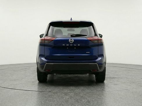 Used 2025 Nissan Rogue SV image 7