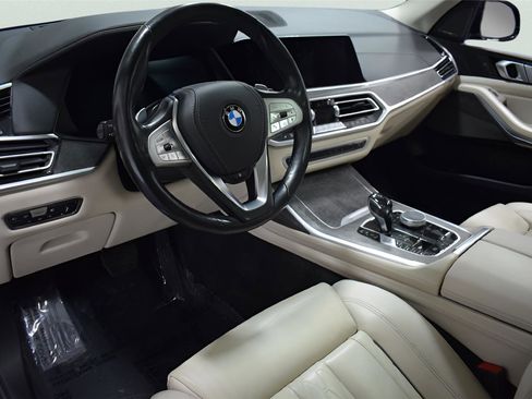 Used 2020 BMW X7 xDrive40i w/ Premium Package AWD/4WD image 8