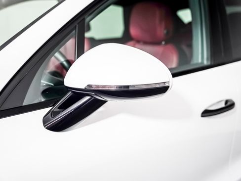 Certified 2022 Porsche Macan S w/ Premium Package Plus image 28