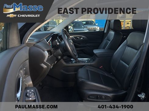 Used 2021 Chevrolet Traverse Premier w/ Redline Edition image 17