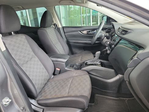 Used 2019 Nissan Rogue Sport SV image 31