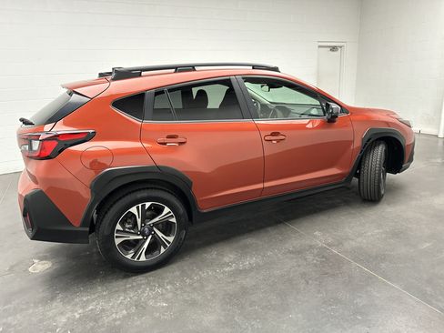 Used 2024 Subaru Crosstrek 2.0i Premium AWD/4WD image 9