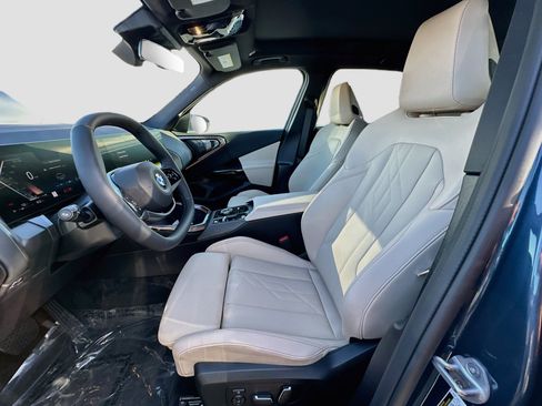 New 2026 BMW X3 xDrive30i w/ Premium Package AWD/4WD image 14