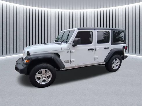 Used 2020 Jeep Wrangler Unlimited Sport S AWD/4WD image 5