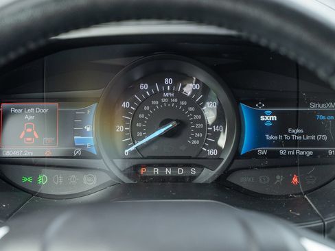 Used 2022 Ford Edge Titanium AWD/4WD image 24