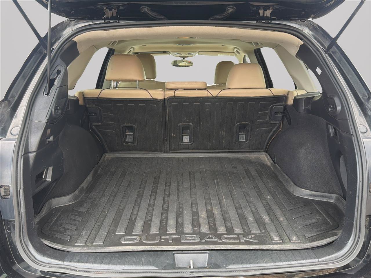 Used 2016 Subaru Outback 2.5i Limited AWD/4WD image 32