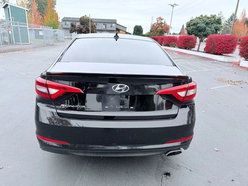 Used 2016 Hyundai Sonata SE w/ Cargo Package image 4