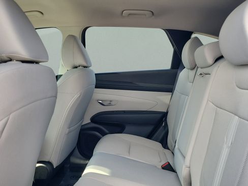 New 2026 Hyundai Tucson SEL FWD image 9