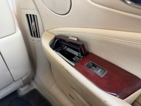 Used 2011 Lexus LS 460 w/ Luxury Value Edition RWD image 34