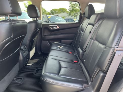 Used 2017 Nissan Pathfinder Platinum w/ Cargo Package AWD/4WD image 19
