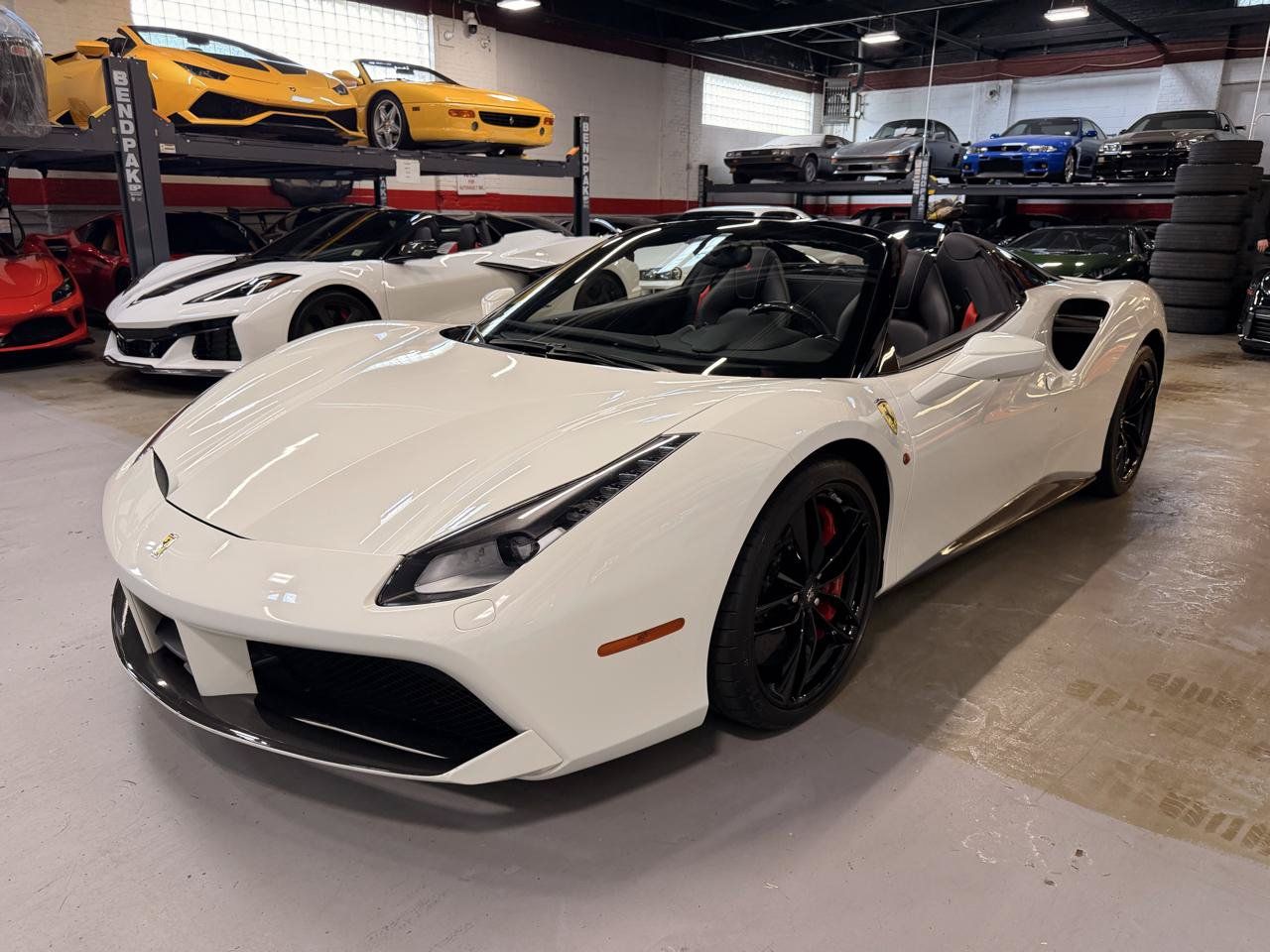 Used 2018 Ferrari 488 Spider RWD image 9