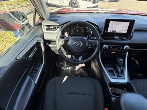 Used 2023 Toyota RAV4 XLE image 15