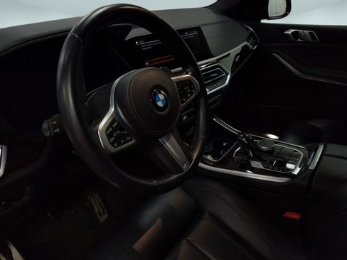 Used 2021 BMW X5 xDrive40i w/ M Sport Package image 4