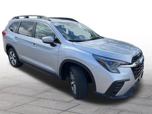 Used 2024 Subaru Ascent Premium w/ Convenience Package image 1