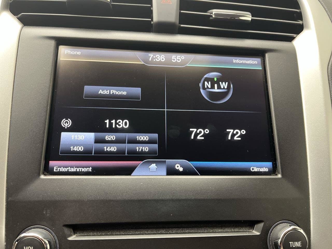 Used 2016 Ford Fusion SE AWD/4WD image 19