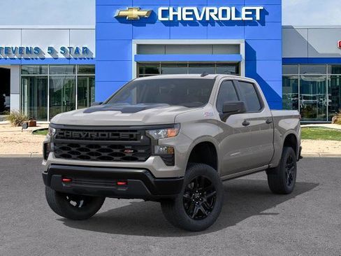 New 2026 Chevrolet Silverado 1500 Custom Trail Boss w/ LPO, Dark Essentials Package image 30
