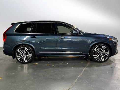 Used 2024 Volvo XC90 B6 Ultimate w/ Lounge Package AWD/4WD image 2