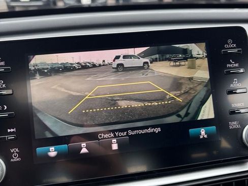 Used 2018 Honda Accord EX image 20