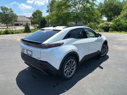 New 2026 Toyota C-HR AWD/4WD image 15
