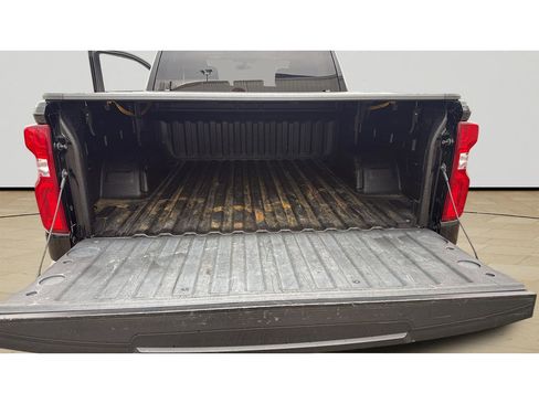 Used 2020 Chevrolet Silverado 1500 RST w/ RST Value Package image 24