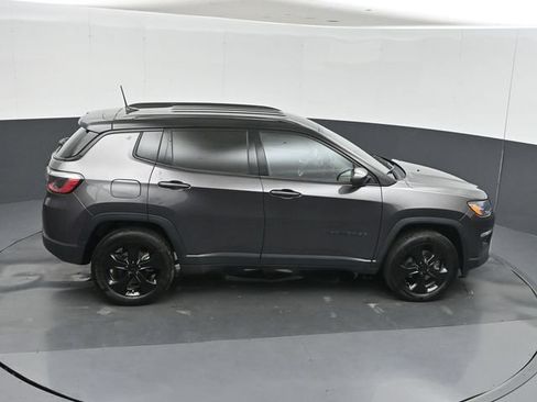 Used 2020 Jeep Compass Latitude AWD/4WD image 37