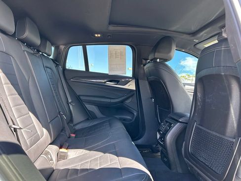 Used 2023 BMW X4 M40i AWD/4WD image 29