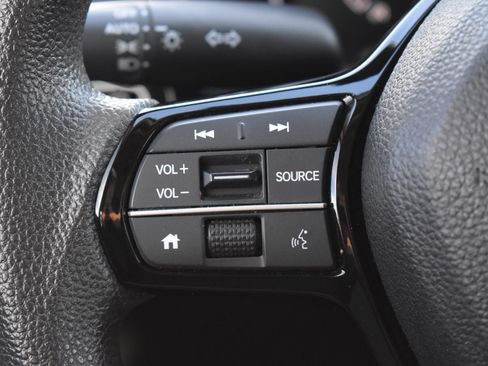 Used 2022 Honda Civic LX image 5