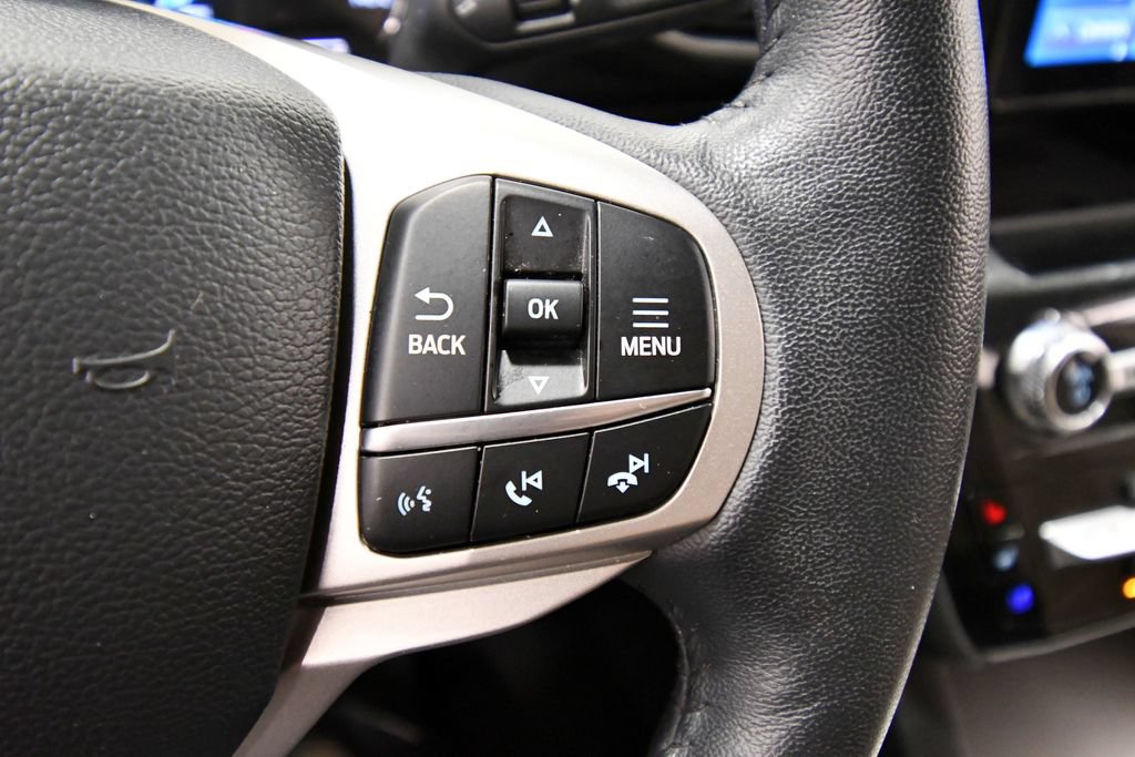 Used 2024 Ford Explorer Limited AWD/4WD image 21