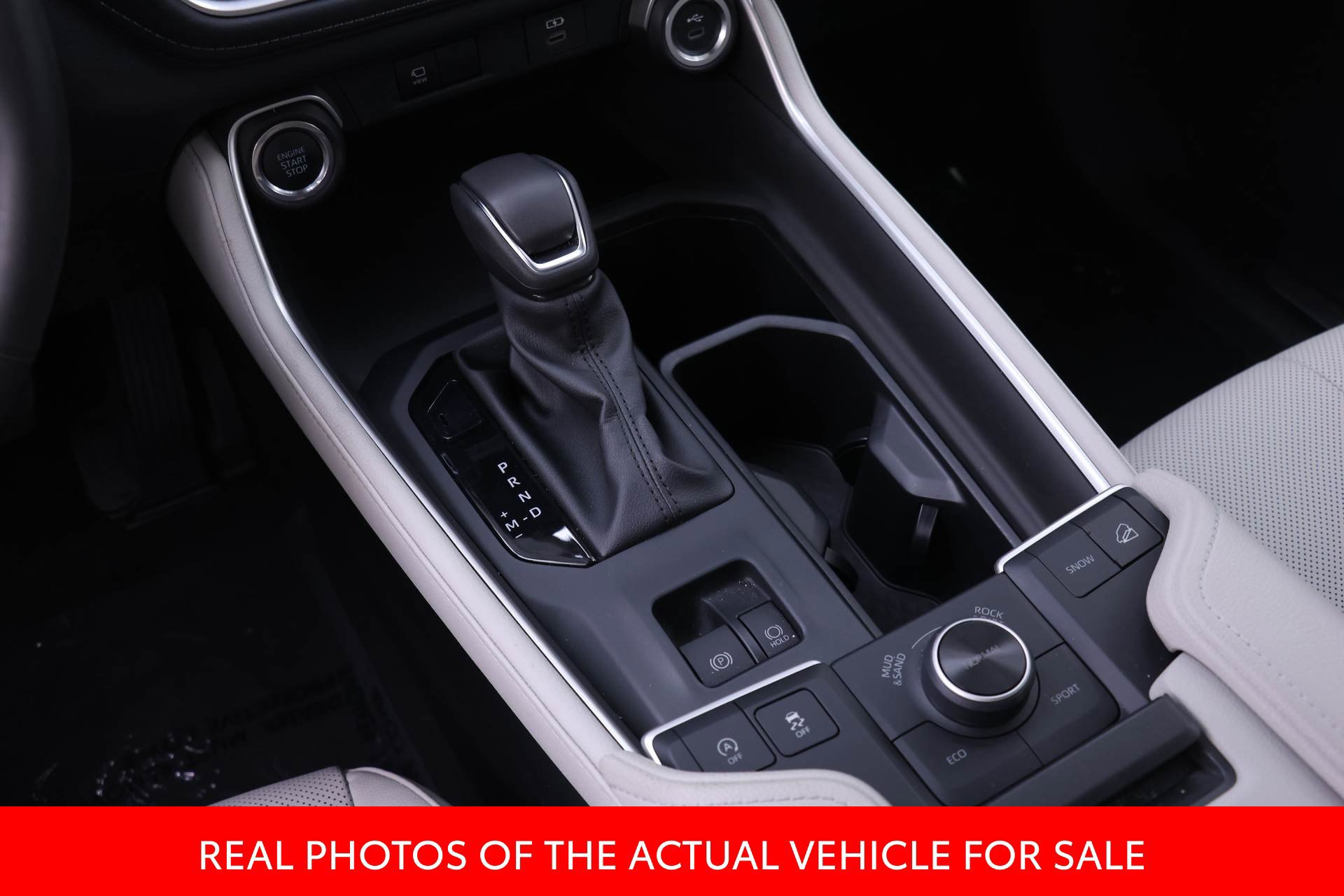 Used 2024 Toyota Grand Highlander AWD image 11