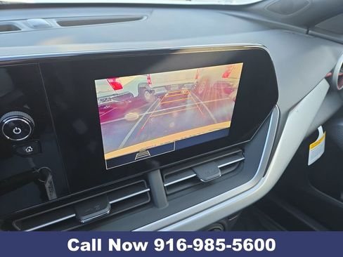 New 2026 Chevrolet Trax RS w/ Sunroof Package image 8