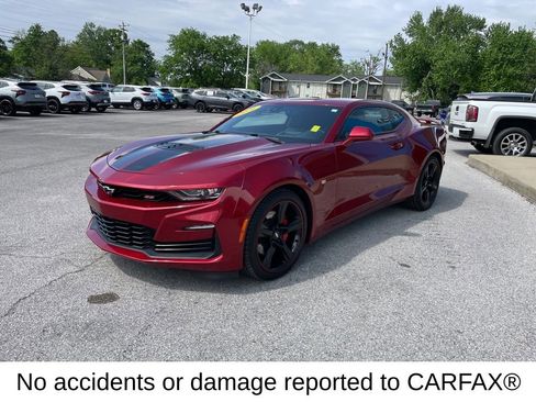 Used 2021 Chevrolet Camaro SS RWD image 3