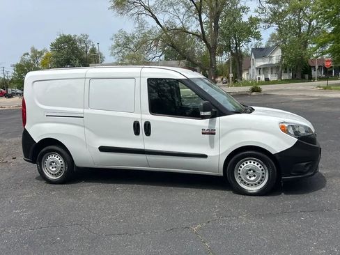 Used 2018 RAM ProMaster City Tradesman FWD image 10