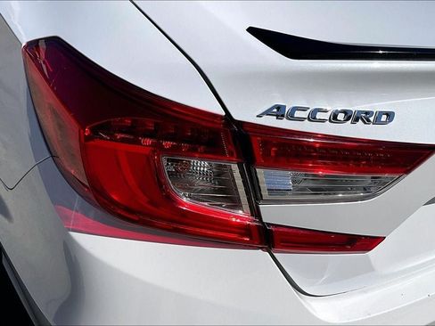 Used 2022 Honda Accord Sport image 29