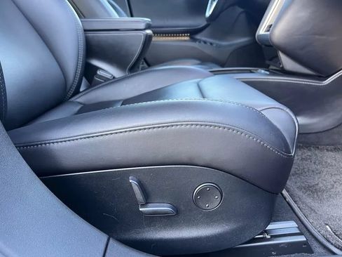 Used 2018 Tesla Model S 100D AWD/4WD image 26
