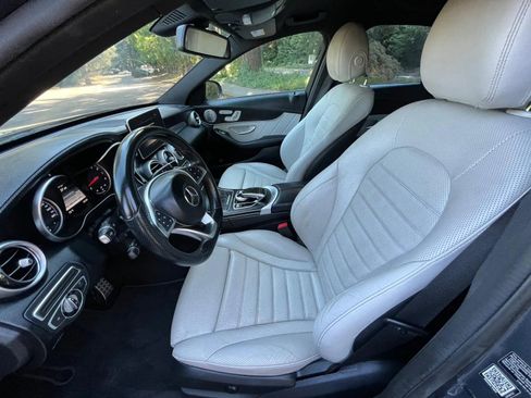 Used 2015 Mercedes-Benz C 400 4MATIC image 7