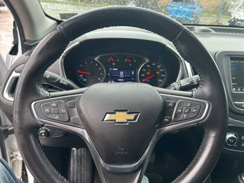 Used 2019 Chevrolet Equinox LT AWD/4WD image 11