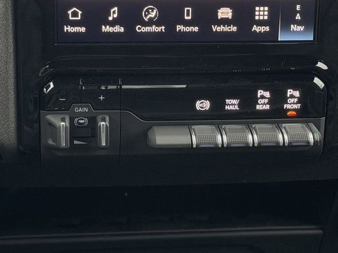 New 2026 RAM 2500 Tradesman AWD/4WD image 15