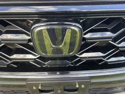 Used 2024 Honda CR-V Sport Touring image 3