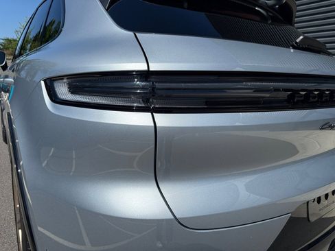 New 2026 Porsche Cayenne GTS AWD/4WD image 14