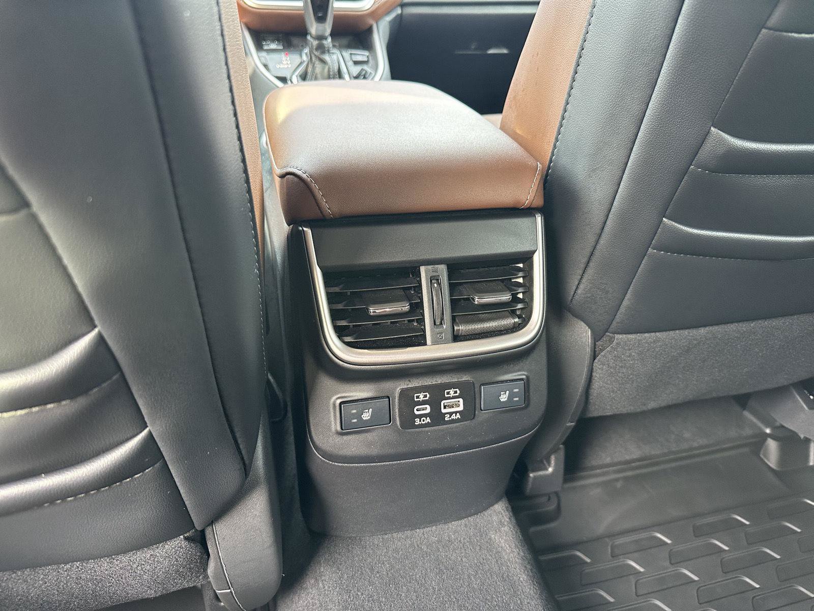 Used 2024 Subaru Outback Touring XT AWD/4WD image 40