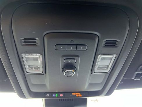 Certified 2024 Chevrolet Suburban LT image 34