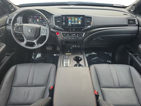 Used 2024 Honda Passport TrailSport image 9