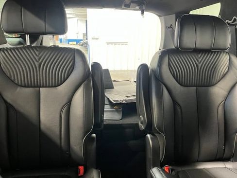 Used 2024 Hyundai Palisade Calligraphy FWD image 12