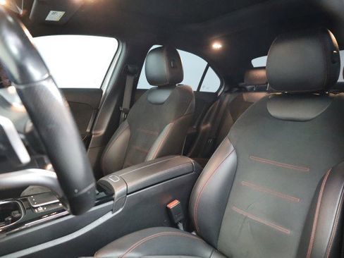 Used 2022 Mercedes-Benz A 220 w/ AMG Line image 7