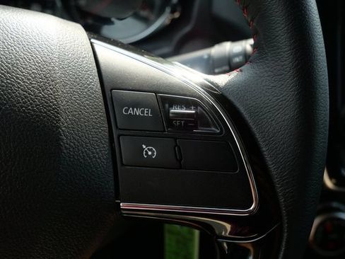 Used 2026 Mitsubishi Outlander Sport LE AWD/4WD image 18