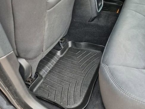 Used 2020 Chrysler 300 Touring w/ Sport Appearance Package image 26