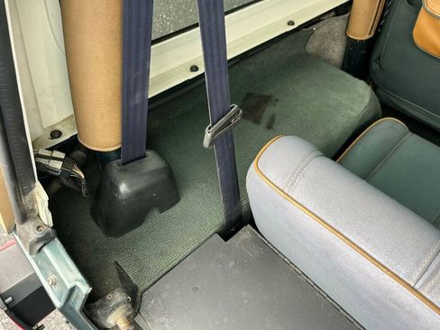 Used 1994 Jeep Wrangler S image 21