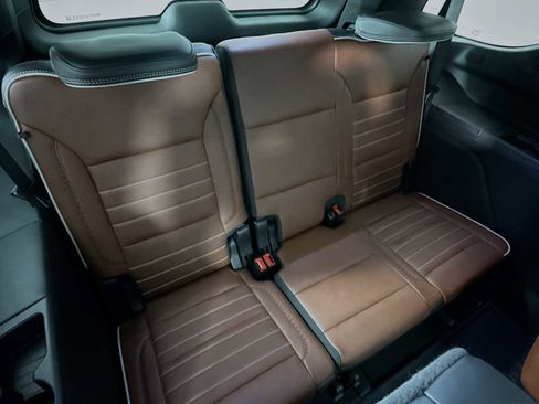 Used 2024 GMC Yukon Denali Ultimate image 29