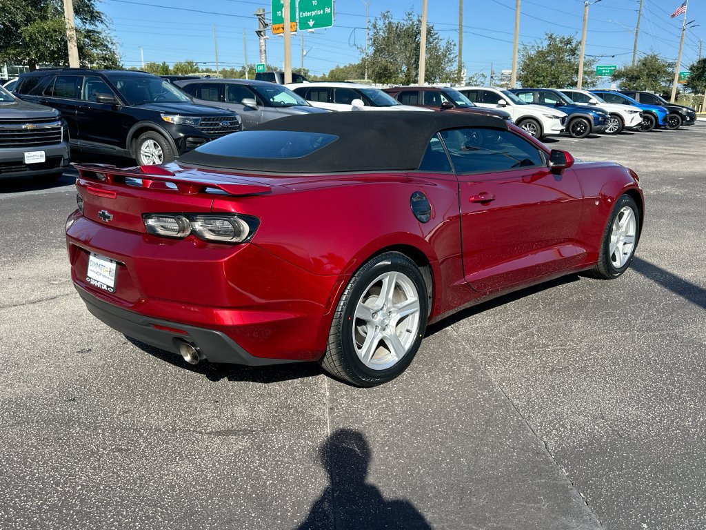 Used 2023 Chevrolet Camaro LT w/ Technology Package RWD image 5