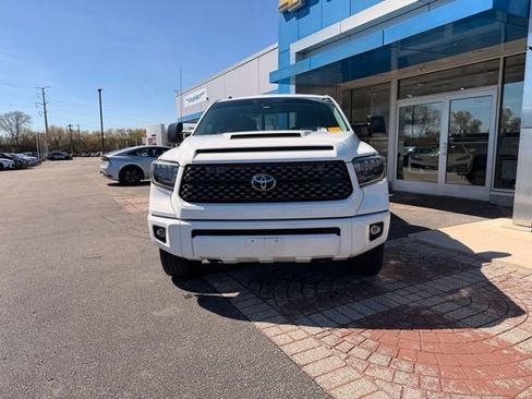 Used 2019 Toyota Tundra SR5 image 2